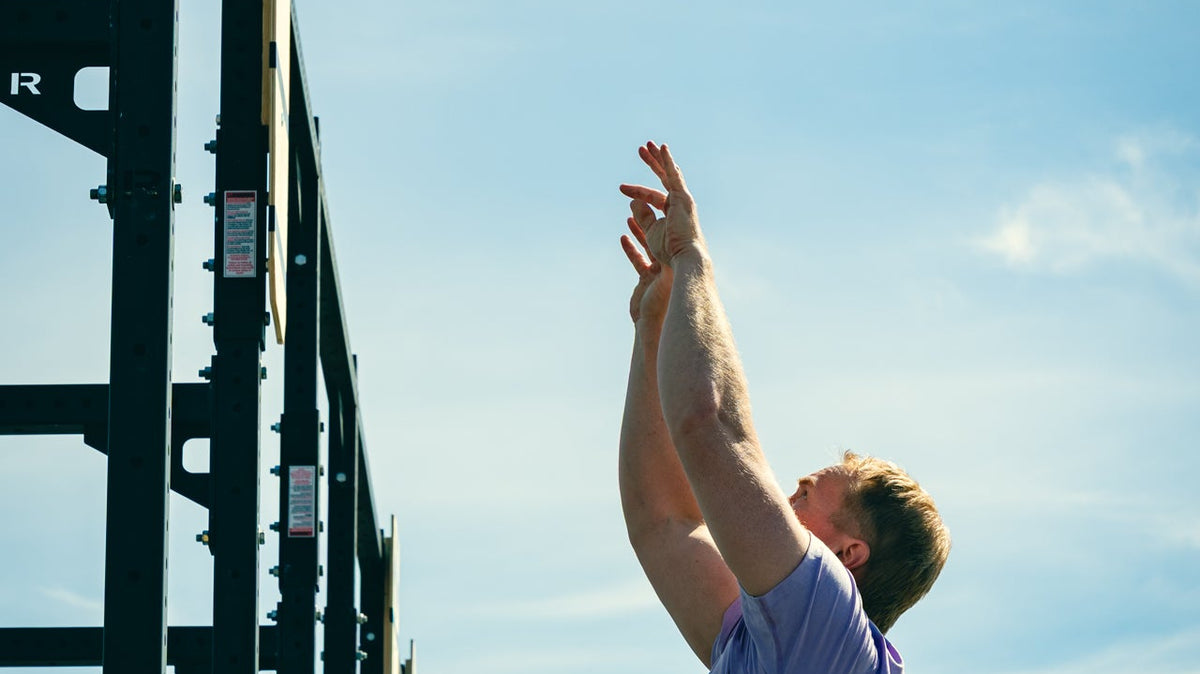 Kestävä wall ball pallo kovaan käyttöön – League Wall Balls testissä Yyterin Sandstormissa
