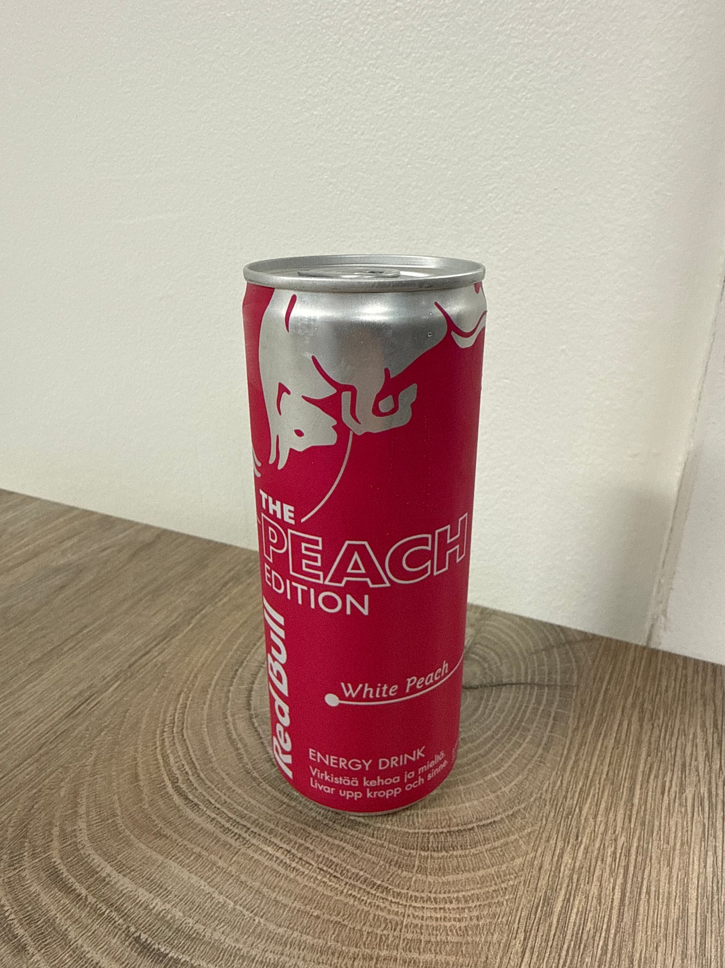 REDBULL Energiajuoma Peach Edition White Peach